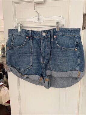 We The Free Medium Blue Denim Cuffed Jean Shorts